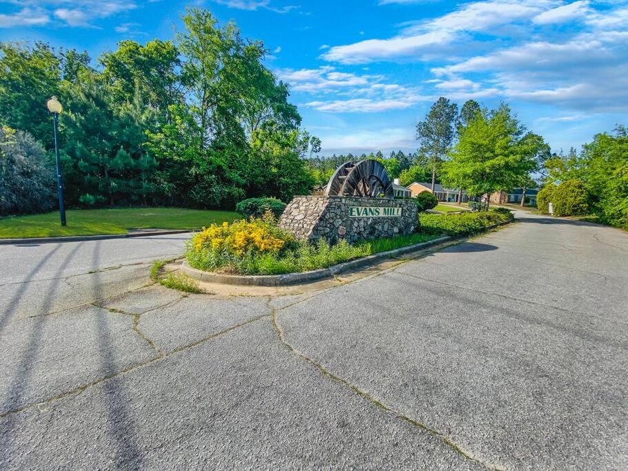 New! Luxe Cottage With Big Backyard 10 Mi To Augusta Evans エクステリア 写真