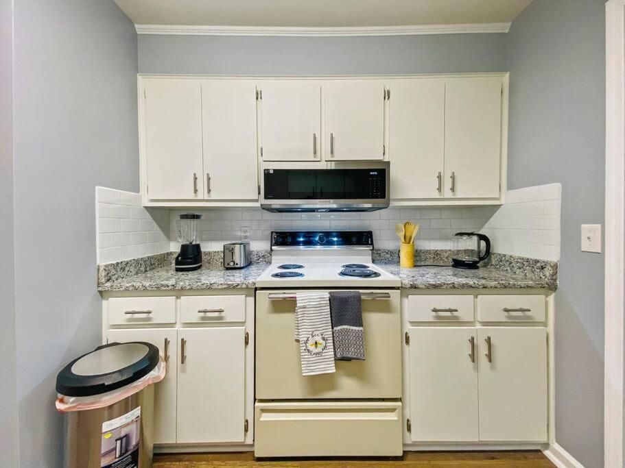 New! Luxe Cottage With Big Backyard 10 Mi To Augusta Evans エクステリア 写真